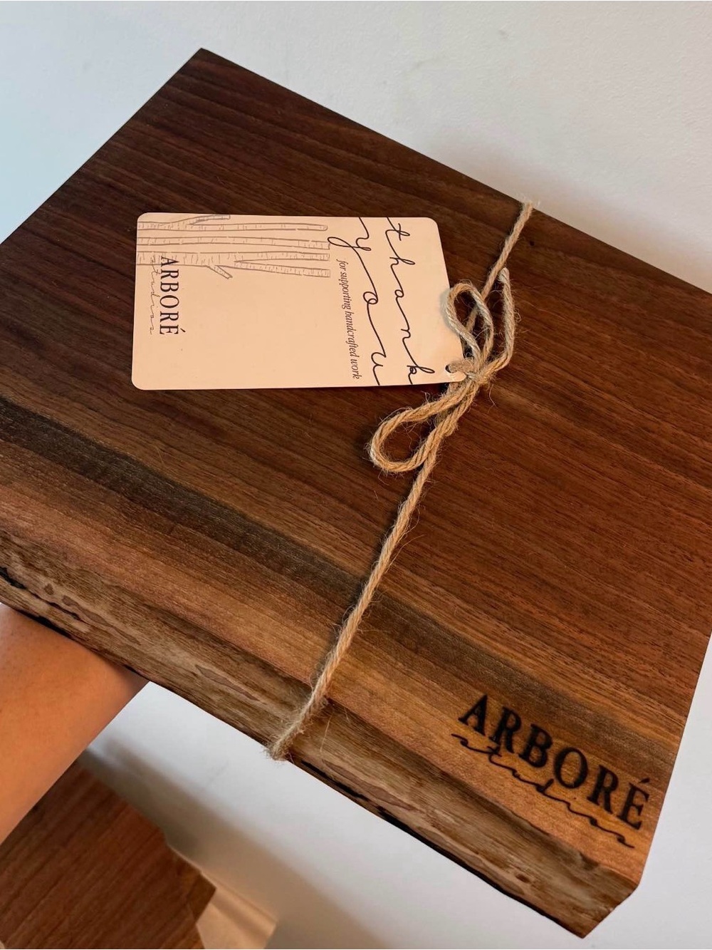 Arborรฉ Dark Walnut Cutting Board